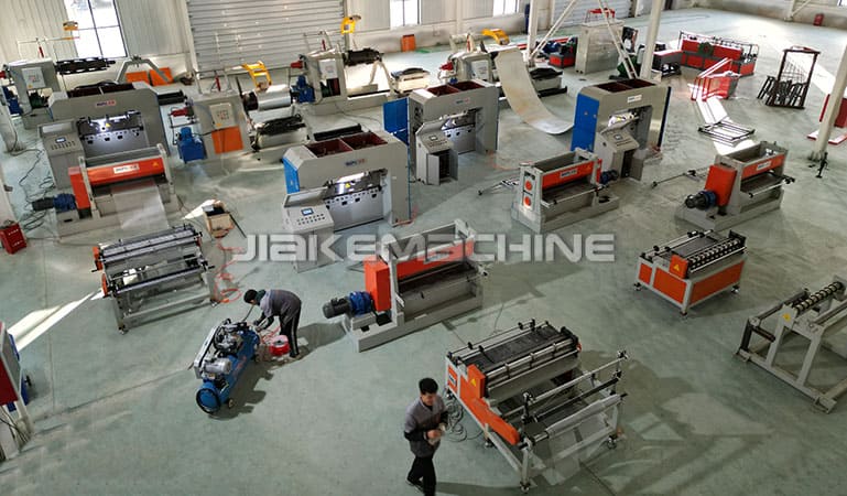 Cliente mexicano personalizó 4 líneas de producción de metal expandido Cliente mexicano personalizó 4 líneas de producción de metal expandido