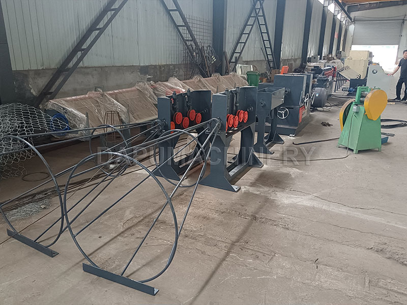 Línea de producción de varilla de acero corrugada de 3 costillas JIAKE personalizada para un fabricante de acero en Uzbekistán